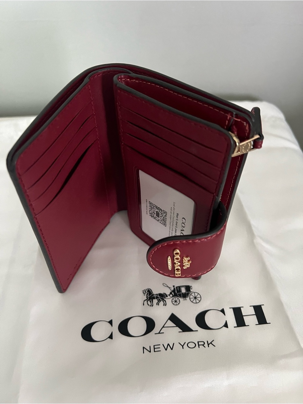 Coach - Picture 8 of 12